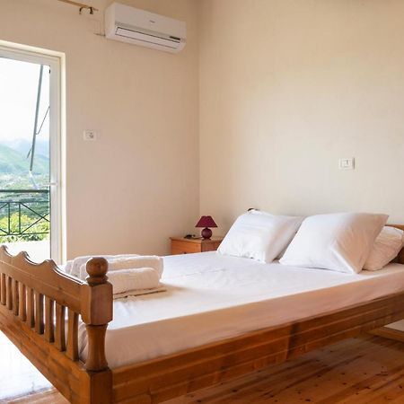 Janakis Apartments Himare Ngoại thất bức ảnh