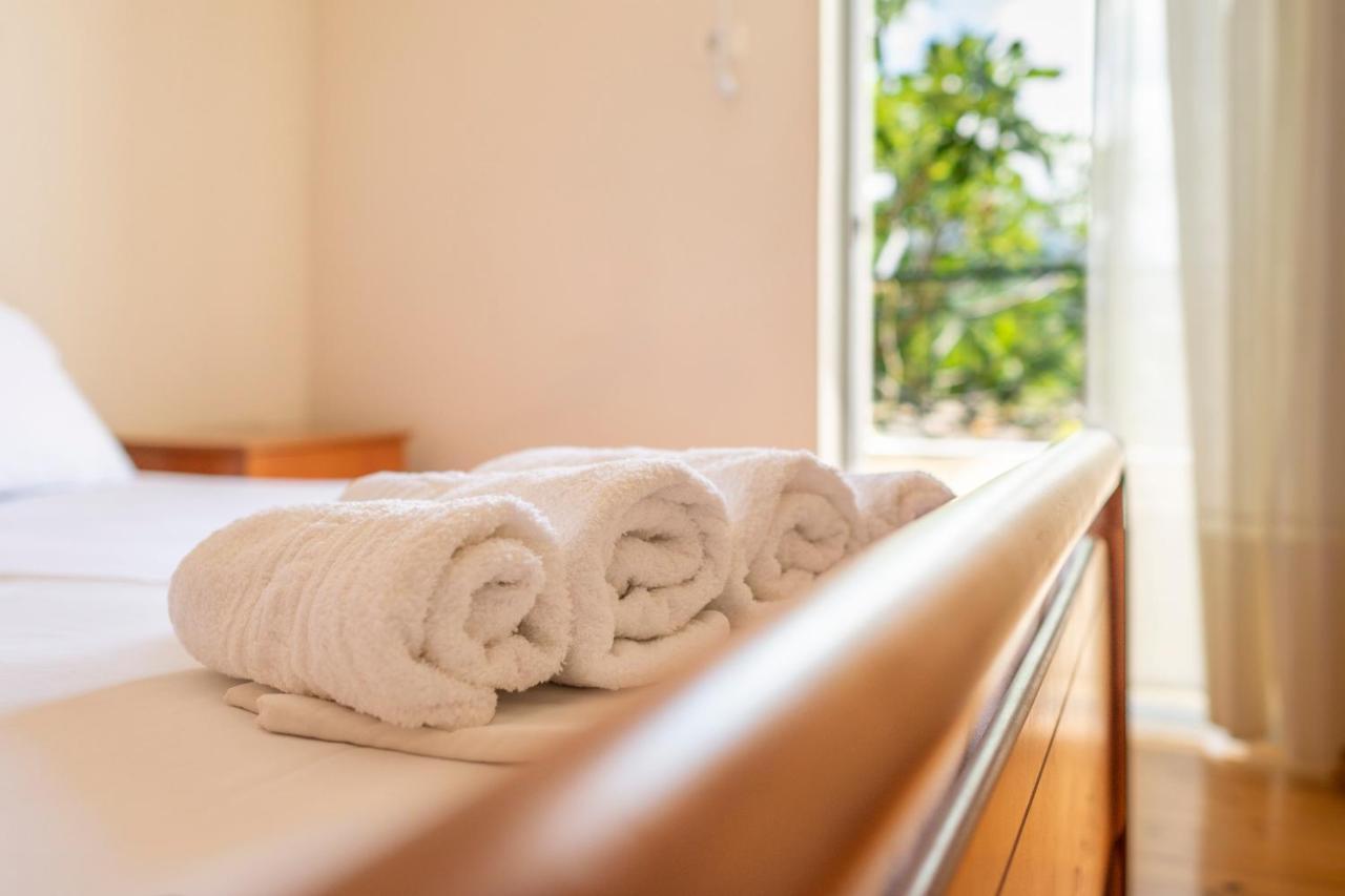 Janakis Apartments Himare Ngoại thất bức ảnh